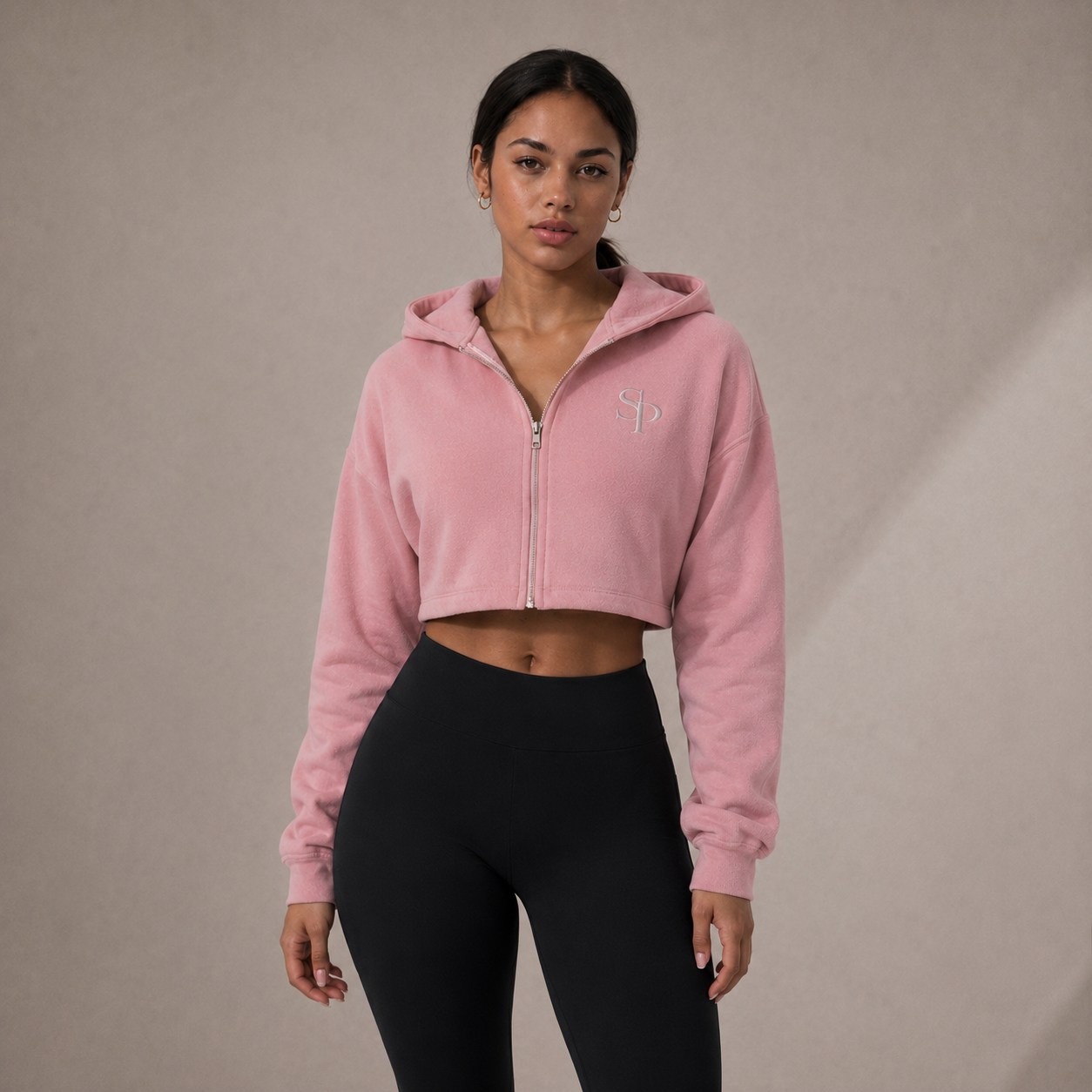 Àkanní Cropped Hoodie